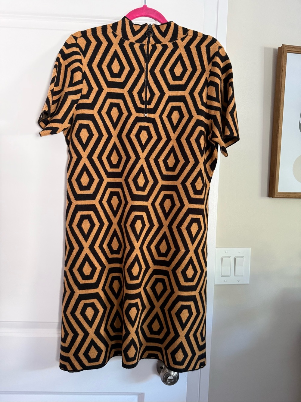 Anthropologie Geometric Knit Short Sleeve Dress in Black and Tan